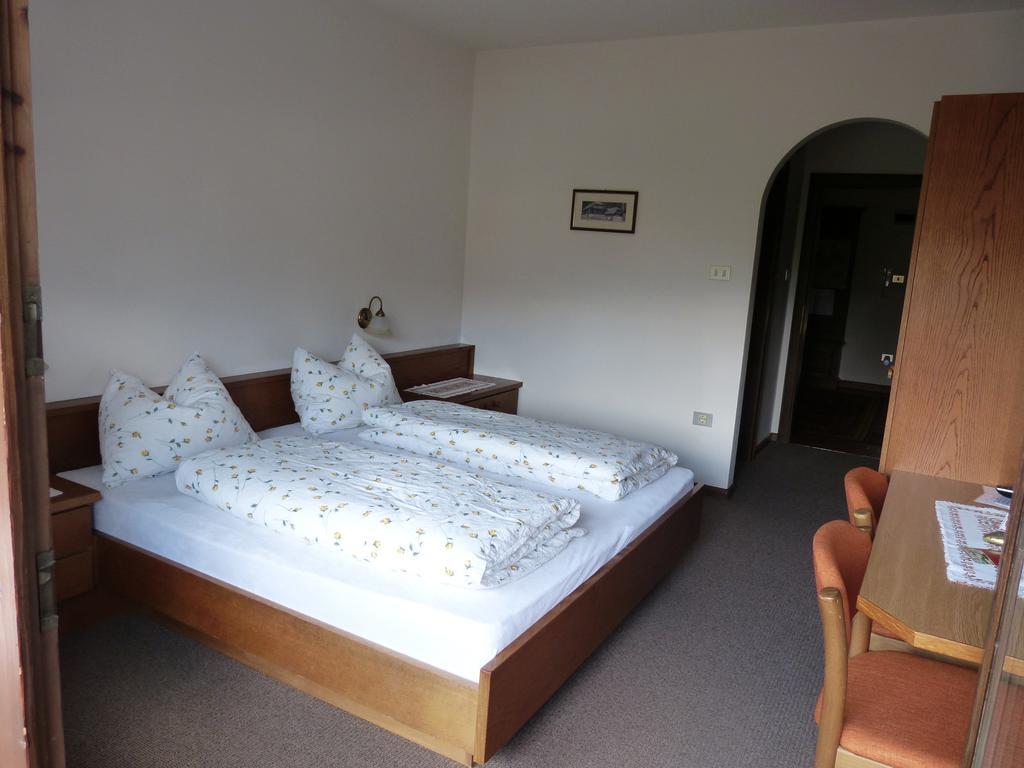 Bed and Breakfast Haus Christl Лана Экстерьер фото